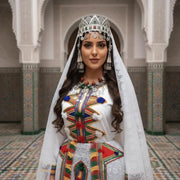 Tenue de mariage marocaine amazighe faite main – Robe caftan berbère avec couronne et accessoires