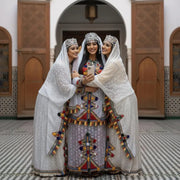 Tenue de mariage marocaine amazighe faite main – Robe caftan berbère avec couronne et accessoires